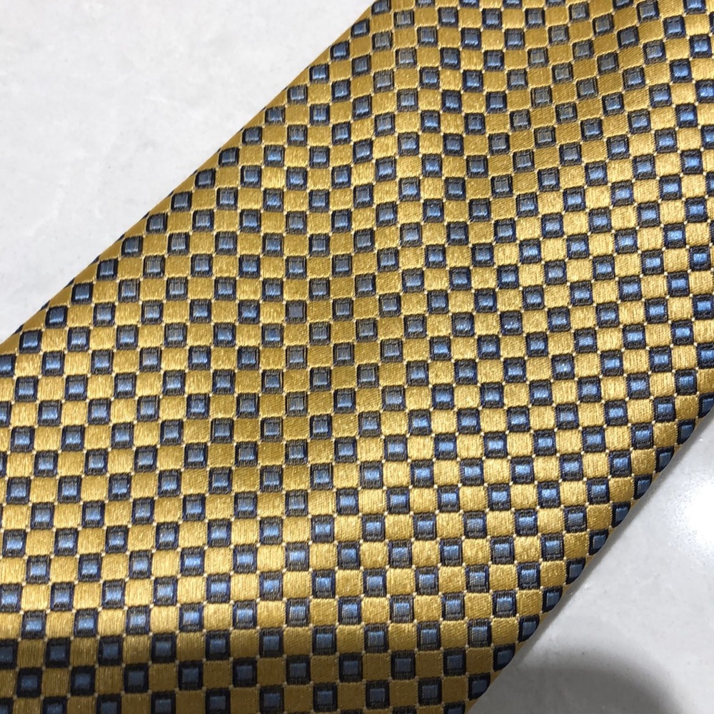 Nautica tie